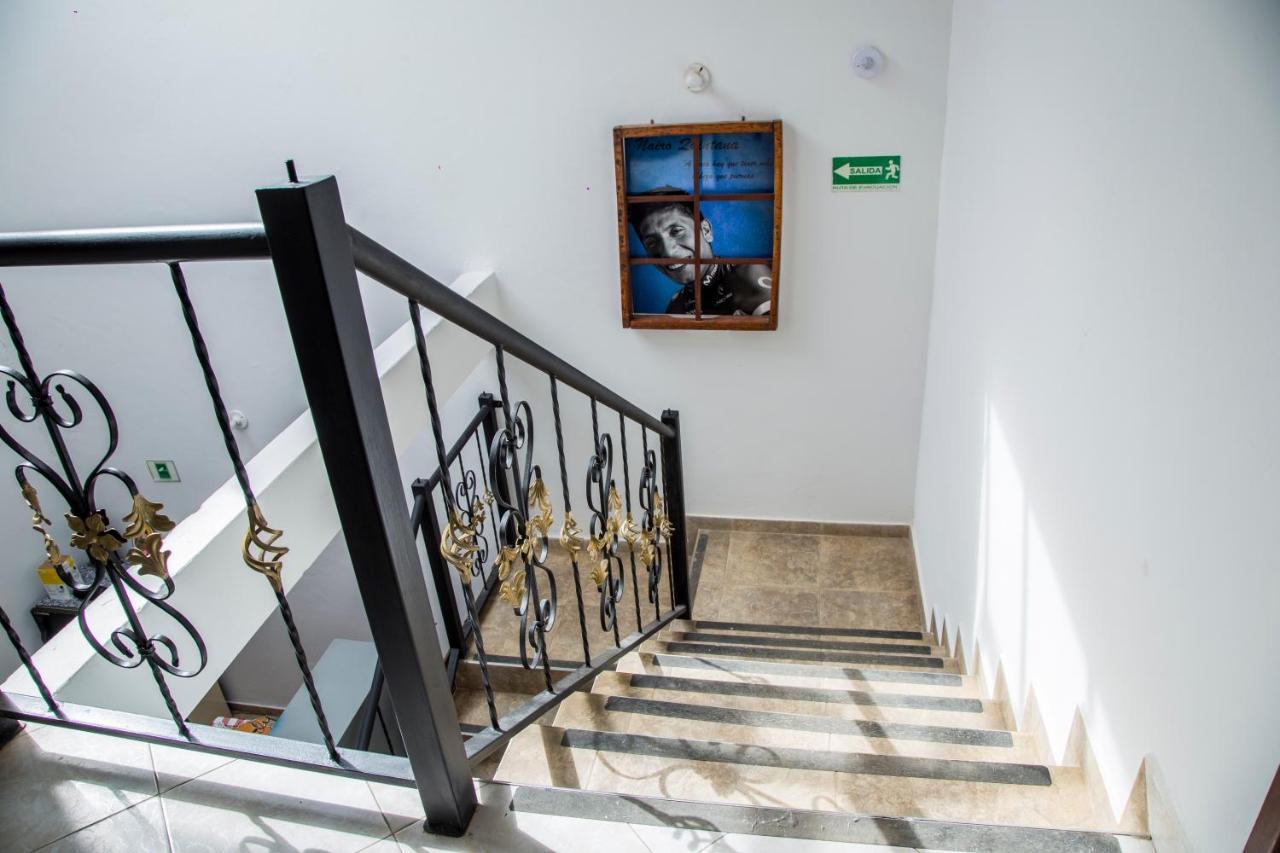 Family Host Hostel Вілья-де-Лейва Екстер'єр фото