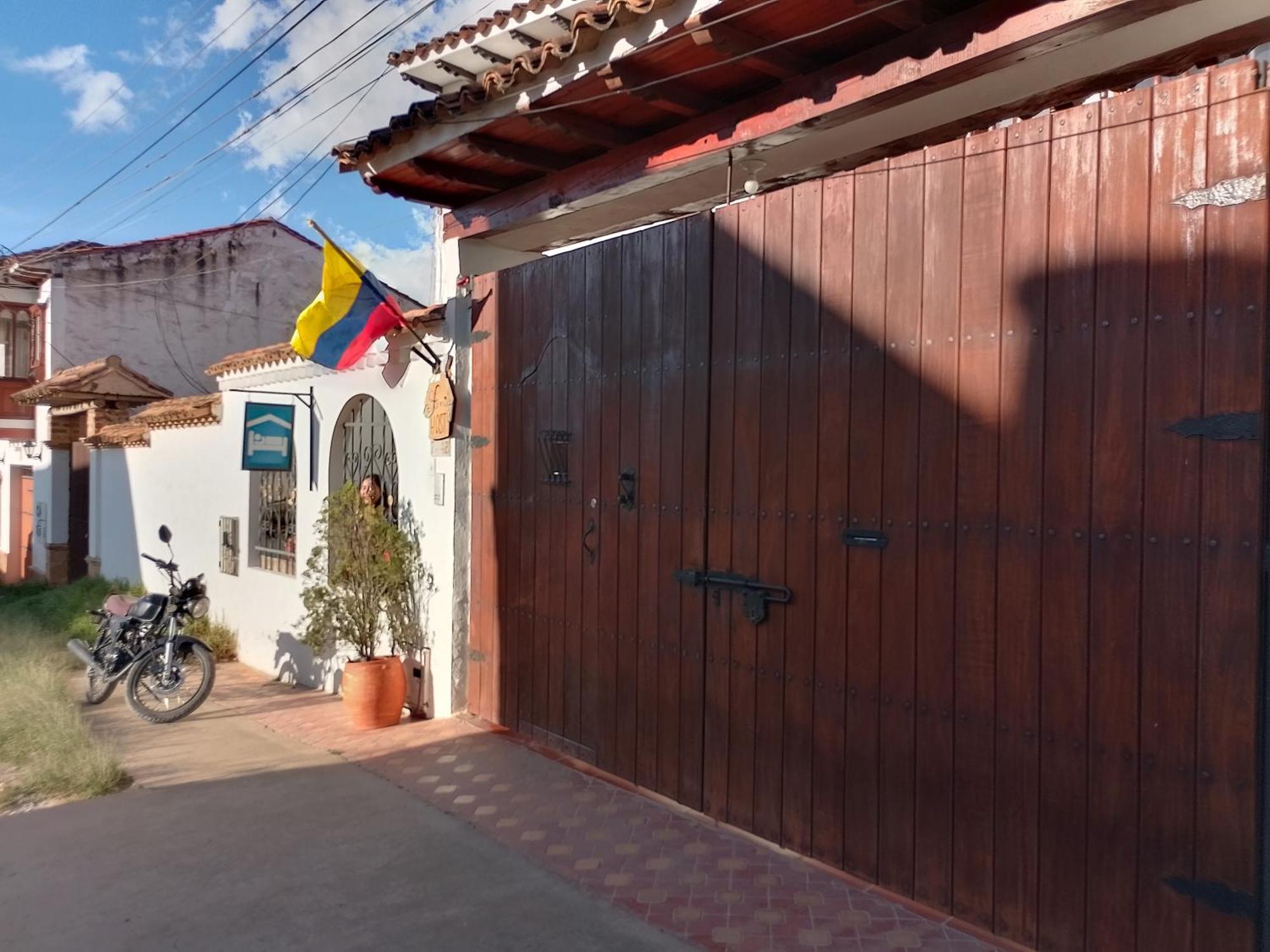 Family Host Hostel Вілья-де-Лейва Екстер'єр фото