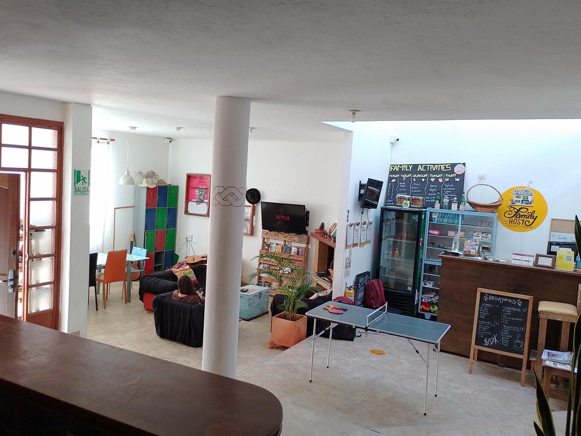 Family Host Hostel Вілья-де-Лейва Екстер'єр фото